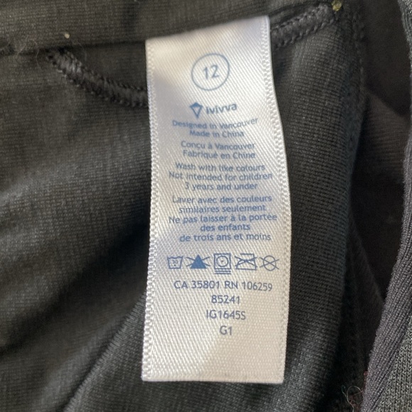 Ivivva by Lululemon Activewear Black Top size 12 - Picture 5 of 6